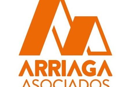 arriaga asociados teléfono gratuito atención